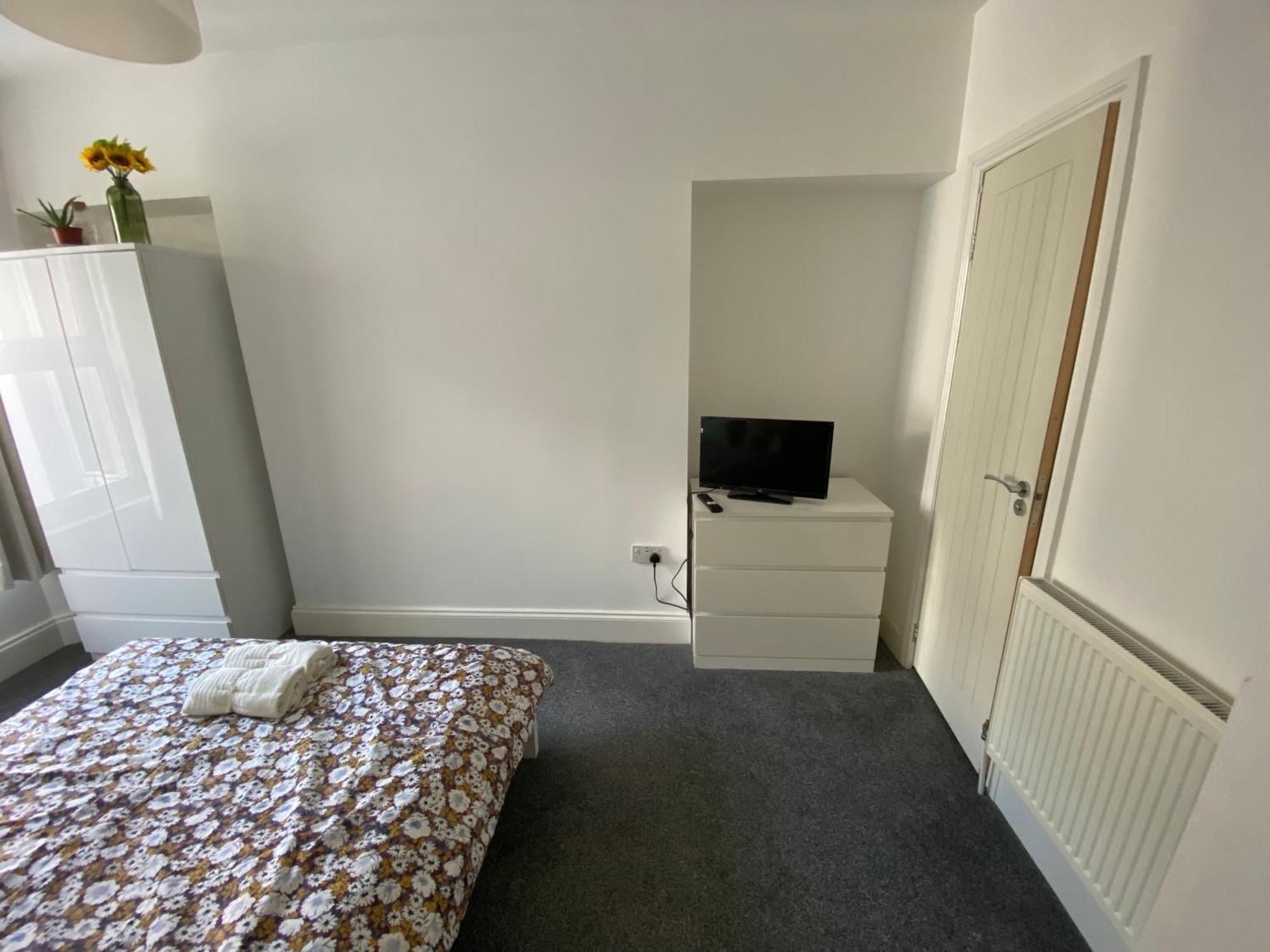 פלימות' The Sunflower En-Suite Room מראה חיצוני תמונה